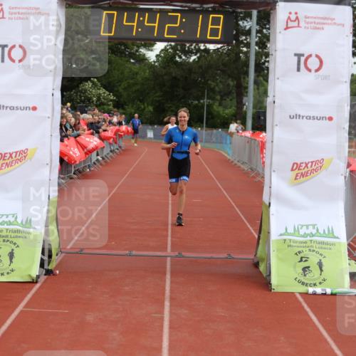 14.06.2026 - 7 Türme Triathlon Andreas Tolksdorf http://msf.ph/oto/9805212 14.06.2026 15:42:18 Ziel 911, 1184 meine-sportfotos.de