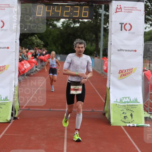 14.06.2026 - 7 Türme Triathlon Andreas Tolksdorf http://msf.ph/oto/9805230 14.06.2026 15:42:36 Ziel 725, 986, 1759 meine-sportfotos.de