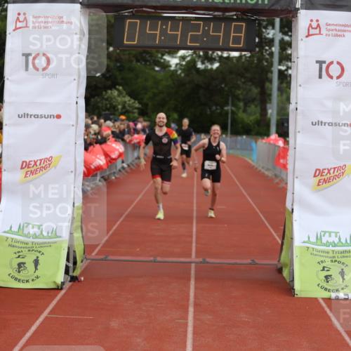 14.06.2026 - 7 Türme Triathlon Andreas Tolksdorf http://msf.ph/oto/9805236 14.06.2026 15:42:47 Ziel 614, 1108, 1614 meine-sportfotos.de