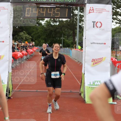 14.06.2026 - 7 Türme Triathlon Andreas Tolksdorf http://msf.ph/oto/9805312 14.06.2026 15:44:49 Ziel 832, 992, 993, 1032, 1651 meine-sportfotos.de
