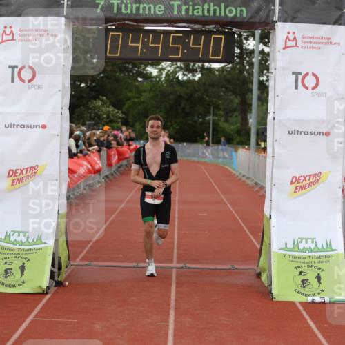 14.06.2026 - 7 Türme Triathlon Andreas Tolksdorf http://msf.ph/oto/9805339 14.06.2026 15:45:39 Ziel 777, 921, 1714 meine-sportfotos.de