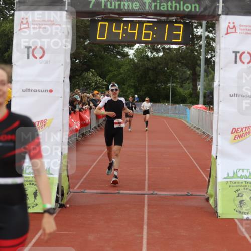 14.06.2026 - 7 Türme Triathlon Andreas Tolksdorf http://msf.ph/oto/9805362 14.06.2026 15:46:12 Ziel 607, 1197, 1685 meine-sportfotos.de