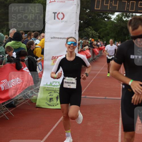 14.06.2026 - 7 Türme Triathlon Andreas Tolksdorf http://msf.ph/oto/9805393 14.06.2026 15:47:08 Ziel 747, 775, 958, 988, 1190, 1531, 1587 meine-sportfotos.de