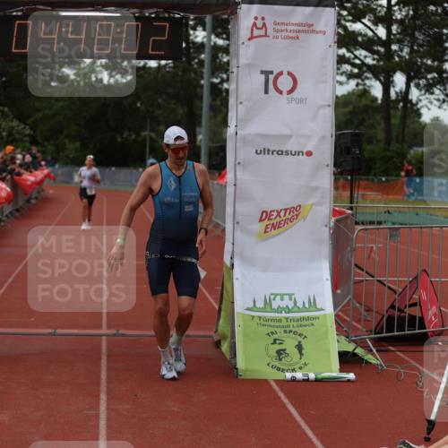14.06.2026 - 7 Türme Triathlon Andreas Tolksdorf http://msf.ph/oto/9805447 14.06.2026 15:48:01 Ziel 673, 1596, 1659, 1679, 1681 meine-sportfotos.de