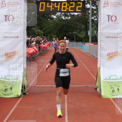 14.06.2026 - 7 Türme Triathlon Andreas Tolksdorf http://msf.ph/oto/9805461 14.06.2026 15:48:21 Ziel 966, 1127, 1578 meine-sportfotos.de