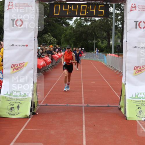 14.06.2026 - 7 Türme Triathlon Andreas Tolksdorf http://msf.ph/oto/9805470 14.06.2026 15:48:45 Ziel 1149, 1186, 1639 meine-sportfotos.de