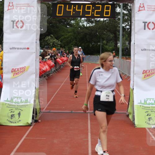 14.06.2026 - 7 Türme Triathlon Andreas Tolksdorf http://msf.ph/oto/9805508 14.06.2026 15:49:27 Ziel 693, 759, 938, 1047, 1568, 1707, 1713, 1752 meine-sportfotos.de
