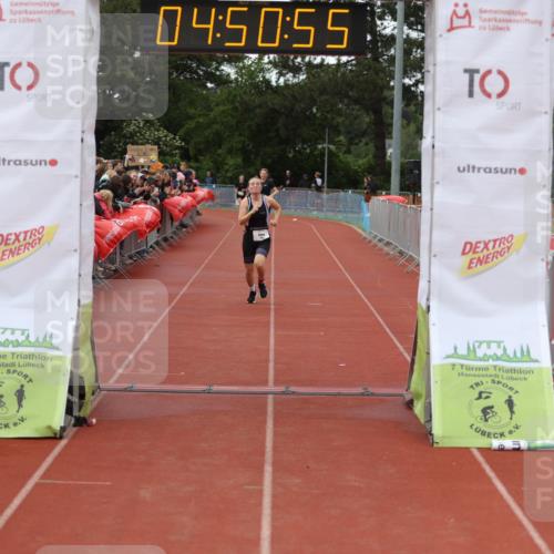 14.06.2026 - 7 Türme Triathlon Andreas Tolksdorf http://msf.ph/oto/9805555 14.06.2026 15:50:54 Ziel 1515, 1588, 1758 meine-sportfotos.de
