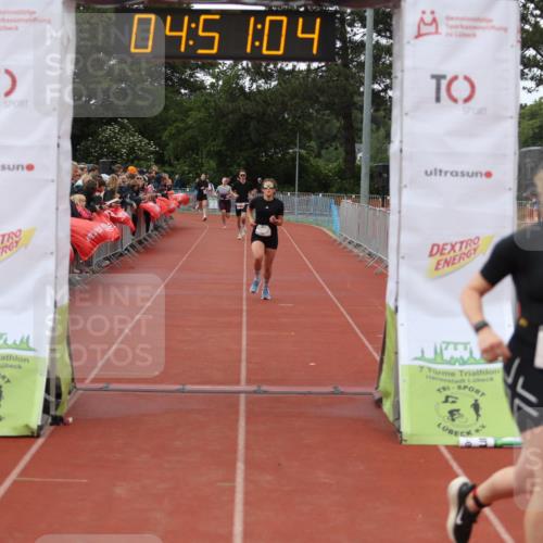 14.06.2026 - 7 Türme Triathlon Andreas Tolksdorf http://msf.ph/oto/9805566 14.06.2026 15:51:03 Ziel 1515, 1588, 1761 meine-sportfotos.de