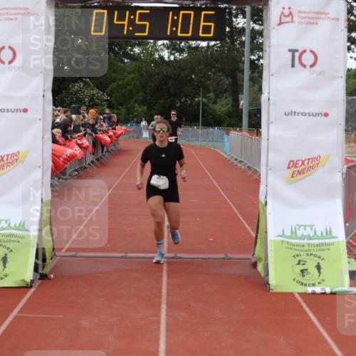 14.06.2026 - 7 Türme Triathlon Andreas Tolksdorf http://msf.ph/oto/9805570 14.06.2026 15:51:05 Ziel 808, 1515, 1588, 1761 meine-sportfotos.de