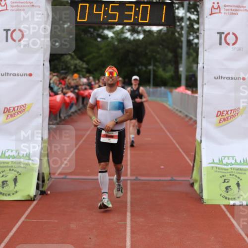 14.06.2026 - 7 Türme Triathlon Andreas Tolksdorf http://msf.ph/oto/9805708 14.06.2026 15:53:00 Ziel 778, 1033, 1111, 1553, 1626, 1740 meine-sportfotos.de