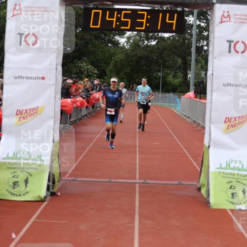 14.06.2026 - 7 Türme Triathlon Andreas Tolksdorf http://msf.ph/oto/9805719 14.06.2026 15:53:13 Ziel 654, 945, 1111, 1582, 1626, 1653 meine-sportfotos.de