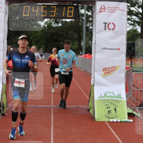 14.06.2026 - 7 Türme Triathlon Andreas Tolksdorf http://msf.ph/oto/9805725 14.06.2026 15:53:17 Ziel 654, 945, 1582, 1653 meine-sportfotos.de