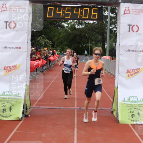 14.06.2026 - 7 Türme Triathlon Andreas Tolksdorf http://msf.ph/oto/9805770 14.06.2026 15:54:05 Ziel 1069, 1530, 1608, 1746 meine-sportfotos.de