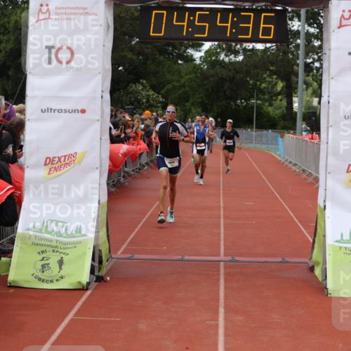 14.06.2026 - 7 Türme Triathlon Andreas Tolksdorf http://msf.ph/oto/9805792 14.06.2026 15:54:35 Ziel 711, 827, 1061, 1526, 1745 meine-sportfotos.de