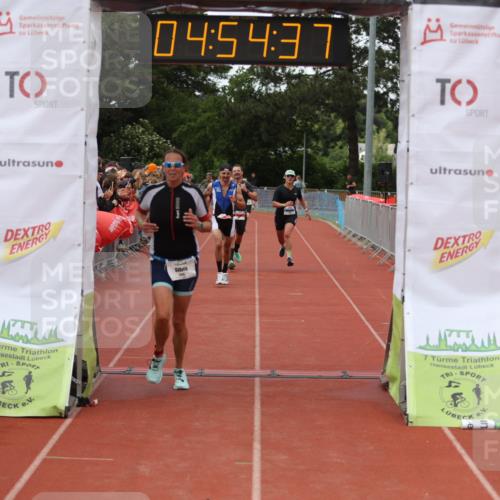 14.06.2026 - 7 Türme Triathlon Andreas Tolksdorf http://msf.ph/oto/9805795 14.06.2026 15:54:36 Ziel 711, 827, 1061, 1526, 1730, 1745 meine-sportfotos.de