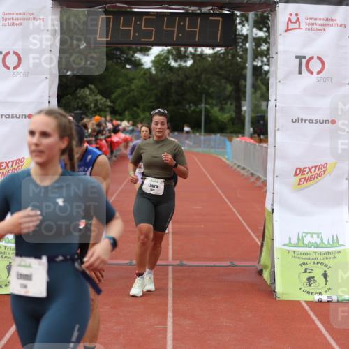 14.06.2026 - 7 Türme Triathlon Andreas Tolksdorf http://msf.ph/oto/9805811 14.06.2026 15:54:46 Ziel 711, 827, 1061, 1526, 1536, 1602, 1682, 1730 meine-sportfotos.de