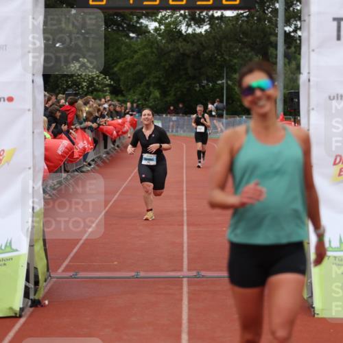 14.06.2026 - 7 Türme Triathlon Andreas Tolksdorf http://msf.ph/oto/9805939 14.06.2026 15:56:28 Ziel 834, 922, 1593, 1668, 1678, 1744 meine-sportfotos.de