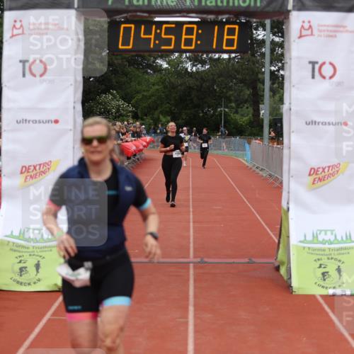 14.06.2026 - 7 Türme Triathlon Andreas Tolksdorf http://msf.ph/oto/9806046 14.06.2026 15:58:16 Ziel 1178, 1564, 1623 meine-sportfotos.de