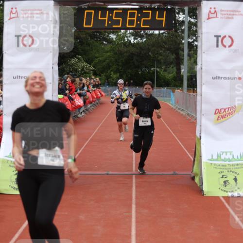 14.06.2026 - 7 Türme Triathlon Andreas Tolksdorf http://msf.ph/oto/9806055 14.06.2026 15:58:23 Ziel 1178, 1564, 1623, 1672 meine-sportfotos.de