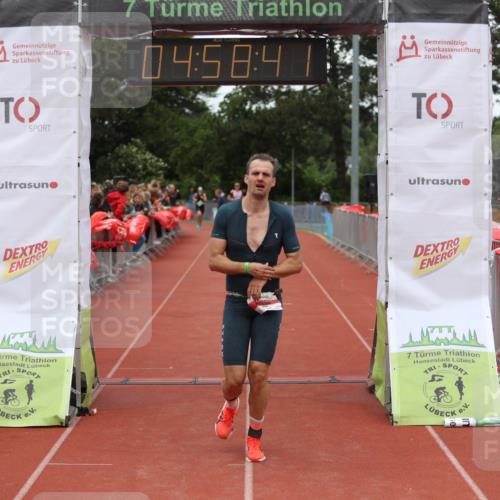 14.06.2026 - 7 Türme Triathlon Andreas Tolksdorf http://msf.ph/oto/9806062 14.06.2026 15:58:40 Ziel 724 meine-sportfotos.de