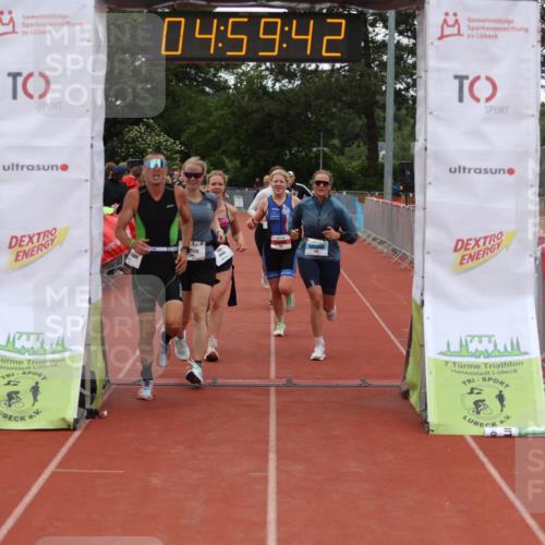 14.06.2026 - 7 Türme Triathlon Andreas Tolksdorf http://msf.ph/oto/9806138 14.06.2026 15:59:41 Ziel 750, 895, 1140, 1337, 1476, 1540, 1698, 1733 meine-sportfotos.de