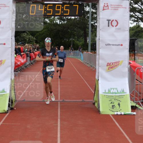 14.06.2026 - 7 Türme Triathlon Andreas Tolksdorf http://msf.ph/oto/9806157 14.06.2026 15:59:56 Ziel 1346, 1549 meine-sportfotos.de