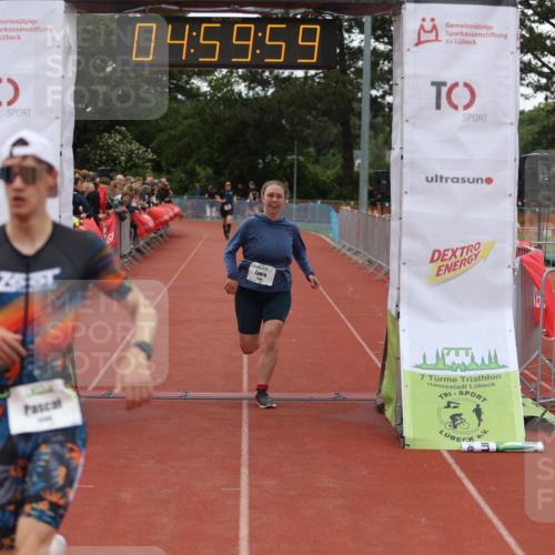 14.06.2026 - 7 Türme Triathlon Andreas Tolksdorf http://msf.ph/oto/9806160 14.06.2026 15:59:57 Ziel 1346, 1549 meine-sportfotos.de