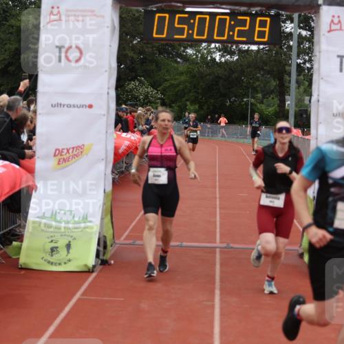 14.06.2026 - 7 Türme Triathlon Andreas Tolksdorf http://msf.ph/oto/9806187 14.06.2026 16:00:26 Ziel 983, 1557, 1577, 1606, 1633, 1683, 1774 meine-sportfotos.de