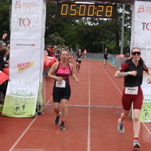 14.06.2026 - 7 Türme Triathlon Andreas Tolksdorf http://msf.ph/oto/9806189 14.06.2026 16:00:27 Ziel 983, 1557, 1577, 1606, 1633, 1683, 1774 meine-sportfotos.de