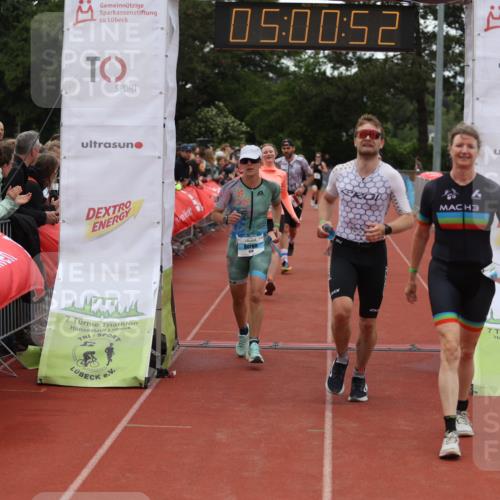 14.06.2026 - 7 Türme Triathlon Andreas Tolksdorf http://msf.ph/oto/9806212 14.06.2026 16:00:51 Ziel 684, 688, 903, 928, 979, 1657, 1736 meine-sportfotos.de