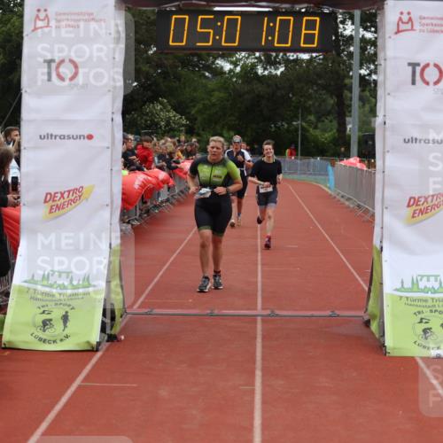 14.06.2026 - 7 Türme Triathlon Andreas Tolksdorf http://msf.ph/oto/9806231 14.06.2026 16:01:07 Ziel 1057, 1554, 1630, 1652, 1664, 1708 meine-sportfotos.de