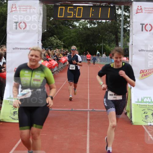 14.06.2026 - 7 Türme Triathlon Andreas Tolksdorf http://msf.ph/oto/9806241 14.06.2026 16:01:10 Ziel 1057, 1630, 1652, 1708 meine-sportfotos.de