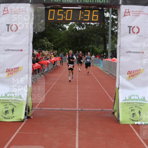 14.06.2026 - 7 Türme Triathlon Andreas Tolksdorf http://msf.ph/oto/9806252 14.06.2026 16:01:35 Ziel 806, 1382, 1794 meine-sportfotos.de