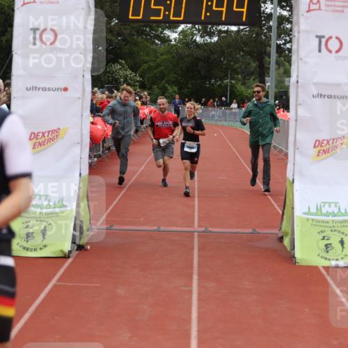14.06.2026 - 7 Türme Triathlon Andreas Tolksdorf http://msf.ph/oto/9806271 14.06.2026 16:01:43 Ziel 806, 962, 1382, 1790, 1794 meine-sportfotos.de