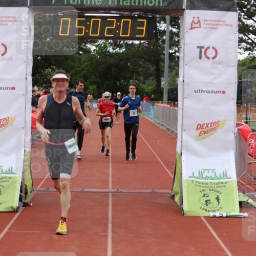 14.06.2026 - 7 Türme Triathlon Andreas Tolksdorf http://msf.ph/oto/9806286 14.06.2026 16:02:02 Ziel 1035, 1555, 1655, 1704, 1781 meine-sportfotos.de