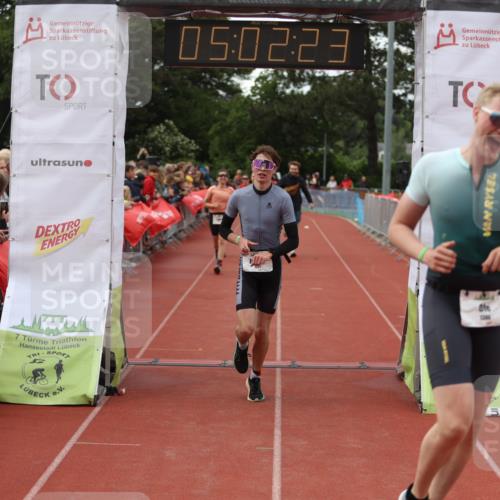 14.06.2026 - 7 Türme Triathlon Andreas Tolksdorf http://msf.ph/oto/9806315 14.06.2026 16:02:22 Ziel 629, 866, 1221, 1386, 1750, 1788, 1795 meine-sportfotos.de