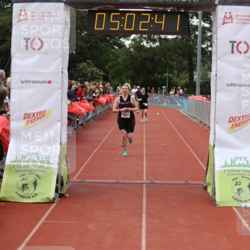 14.06.2026 - 7 Türme Triathlon Andreas Tolksdorf http://msf.ph/oto/9806331 14.06.2026 16:02:40 Ziel 812, 1597, 1599, 1695 meine-sportfotos.de
