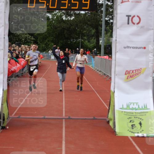 14.06.2026 - 7 Türme Triathlon Andreas Tolksdorf http://msf.ph/oto/9806433 14.06.2026 16:03:58 Ziel 1353, 1550 meine-sportfotos.de