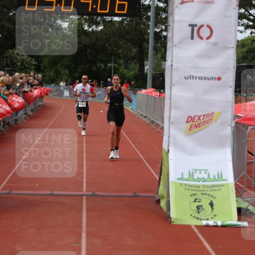 14.06.2026 - 7 Türme Triathlon Andreas Tolksdorf http://msf.ph/oto/9806443 14.06.2026 16:04:05 Ziel 1353, 1483, 1550, 1743 meine-sportfotos.de
