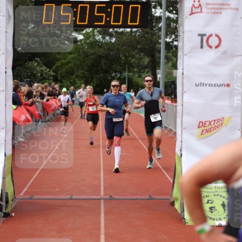 14.06.2026 - 7 Türme Triathlon Andreas Tolksdorf http://msf.ph/oto/9806492 14.06.2026 16:04:59 Ziel 811, 946, 1367, 1663, 1689, 1700, 1717, 1778 meine-sportfotos.de