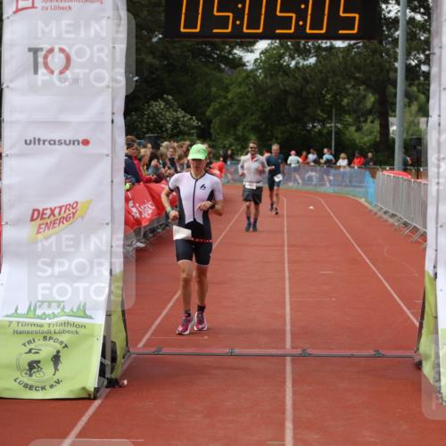 14.06.2026 - 7 Türme Triathlon Andreas Tolksdorf http://msf.ph/oto/9806501 14.06.2026 16:05:04 Ziel 811, 892, 1367, 1459, 1663, 1689, 1700, 1778 meine-sportfotos.de