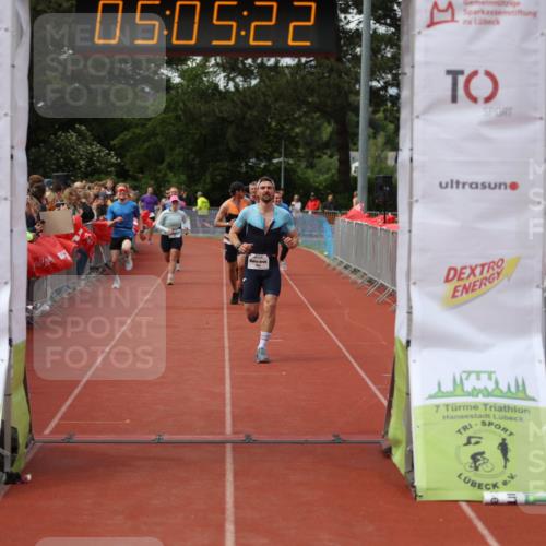 14.06.2026 - 7 Türme Triathlon Andreas Tolksdorf http://msf.ph/oto/9806511 14.06.2026 16:05:21 Ziel 852, 934, 1335, 1362, 1686, 1782 meine-sportfotos.de