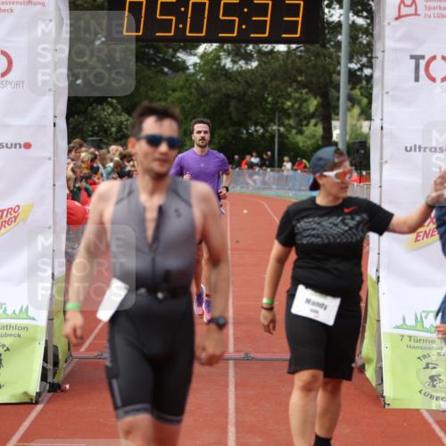 14.06.2026 - 7 Türme Triathlon Andreas Tolksdorf http://msf.ph/oto/9806532 14.06.2026 16:05:32 Ziel 852, 934, 1334, 1335, 1395, 1686, 1782 meine-sportfotos.de