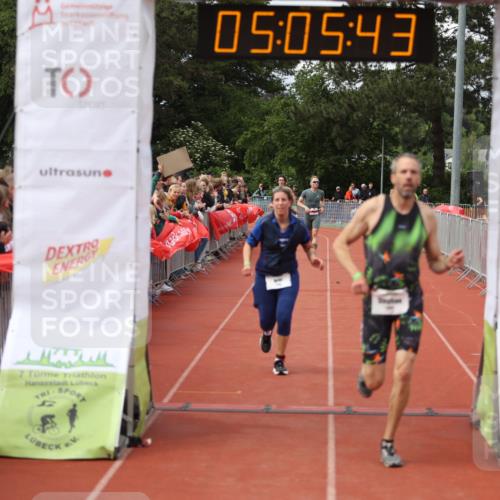 14.06.2026 - 7 Türme Triathlon Andreas Tolksdorf http://msf.ph/oto/9806540 14.06.2026 16:05:42 Ziel 1212, 1253, 1506 meine-sportfotos.de