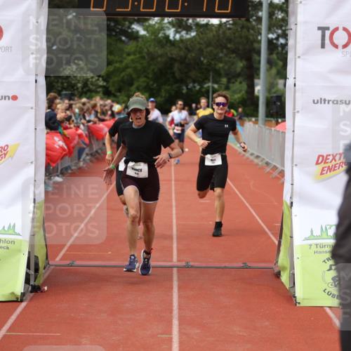 14.06.2026 - 7 Türme Triathlon Andreas Tolksdorf http://msf.ph/oto/9806580 14.06.2026 16:06:15 Ziel 1049, 1082, 1203, 1255, 1610, 1771 meine-sportfotos.de