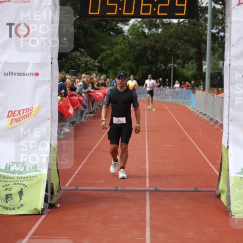 14.06.2026 - 7 Türme Triathlon Andreas Tolksdorf http://msf.ph/oto/9806595 14.06.2026 16:06:28 Ziel 773, 1049, 1050, 1442, 1649 meine-sportfotos.de