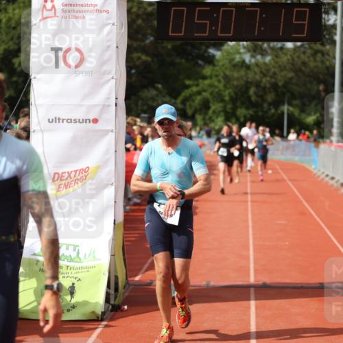 14.06.2026 - 7 Türme Triathlon Andreas Tolksdorf http://msf.ph/oto/9806662 14.06.2026 16:07:17 Ziel 1044, 1213, 1300, 1359, 1414, 1643, 1755 meine-sportfotos.de