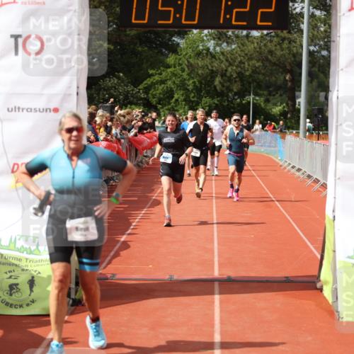 14.06.2026 - 7 Türme Triathlon Andreas Tolksdorf http://msf.ph/oto/9806663 14.06.2026 16:07:20 Ziel 885, 1044, 1213, 1300, 1359, 1414, 1600, 1755 meine-sportfotos.de