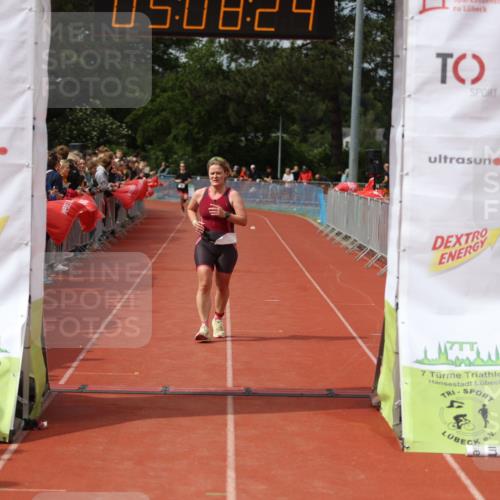 14.06.2026 - 7 Türme Triathlon Andreas Tolksdorf http://msf.ph/oto/9806726 14.06.2026 16:08:22 Ziel 1075, 1244 meine-sportfotos.de